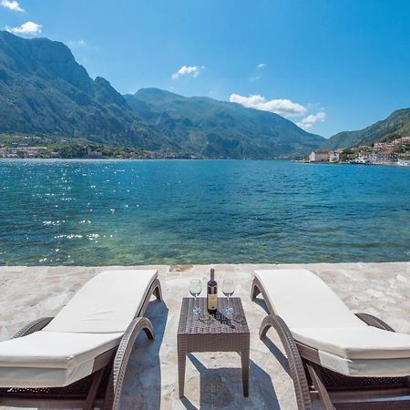 Seafront Apartment Kotor Exterior photo
